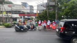 Perempuan LSM LIRA Jatim Gelar Bakti Sosial, Bagikan 250 Nasi Kotak untuk Warga dan Panti Asuhan