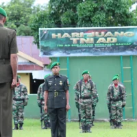 Sempat Diguyur Hujan, Semangat Hari Juang TNI AD ke-79 Tetap Membara di Makodim 1505 Tidore