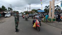 Personel Kodim 1009/Tala dan Polres Tala Bantu Lalu Lintas Jamaah Haul Guru Sekumpul ke-20