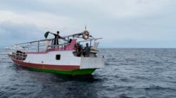 KN. Ular Laut-405 Bakamla RI Selamatkan Kapal Terombang Ambing di Laut Flores