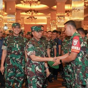 Panglima TNI Apresiasi Peran Babinsa Kodam V/Brawijaya, Dorong Sinergi untuk Indonesia Emas Panglima TNI Apresiasi Peran Babinsa Kodam V/Brawijaya, Dorong Sinergi untuk Indonesia Emas