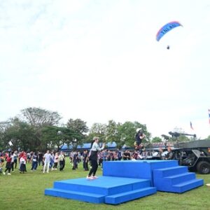 Antusias Masyarakat Makassar dan Maros Ikuti CFD di Lanud Sultan Hasanuddin Antusias Masyarakat Makassar dan Maros Ikuti CFD di Lanud Sultan Hasanuddin