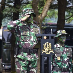 Taruna Akmil Tingkat II Sandang Brevet Pramuka Yudha Usai Tuntaskan Latihan Tempur Taruna Akmil Tingkat II Sandang Brevet Pramuka Yudha Usai Tuntaskan Latihan Tempur