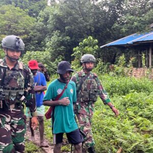 Danyon Ayosami, OPM Kodap IV/Sorong Raya “Ikrar Setia kepada NKRI” Danyon Ayosami, OPM Kodap IV/Sorong Raya “Ikrar Setia kepada NKRI”
