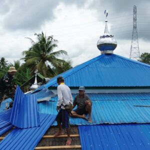 Satgas TMMD HST Gencarkan Rehabilitasi Langgar Darussalam di Haruyan Satgas TMMD HST Gencarkan Rehabilitasi Langgar Darussalam di Haruyan