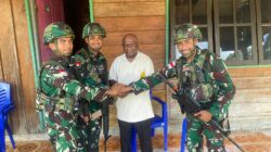 Satgas Pamtas RI-PNG kewilayahan Yonif 763/SBA Temui Kepala Distrik Kumurkek, Sampaikan Misi Pengabdian dan Disambut Positif