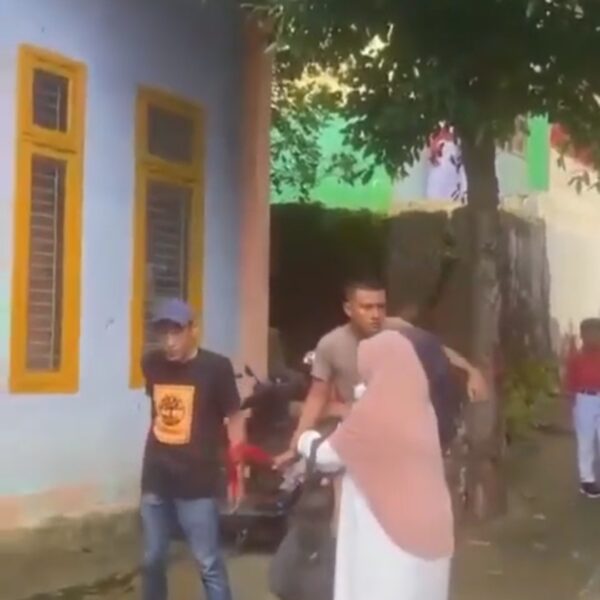 Oknum Polisi di Ternate Naik Pitam Bawa Pisau ke Sekolah