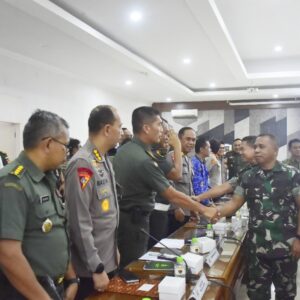 Akmil Siapkan Pangkalan Jelang Kunjungan Presiden RI dan Presiden Perancis Akmil Siapkan Pangkalan Jelang Kunjungan Presiden RI dan Presiden Perancis