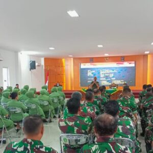 Prajurit, PNS, dan Persit Kodim 0906/Kkr Terima Penyuluhan Hukum dari Kumdam VI/Mlw Prajurit, PNS, dan Persit Kodim 0906/Kkr Terima Penyuluhan Hukum dari Kumdam VI/Mlw