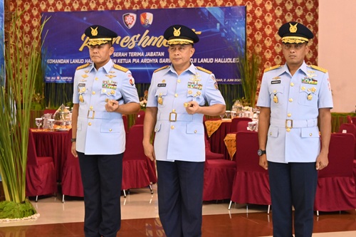 Danlanud Sultan Hasanuddin Hadiri Sertijab Danlanud Haluoleo Di Koops Udara II