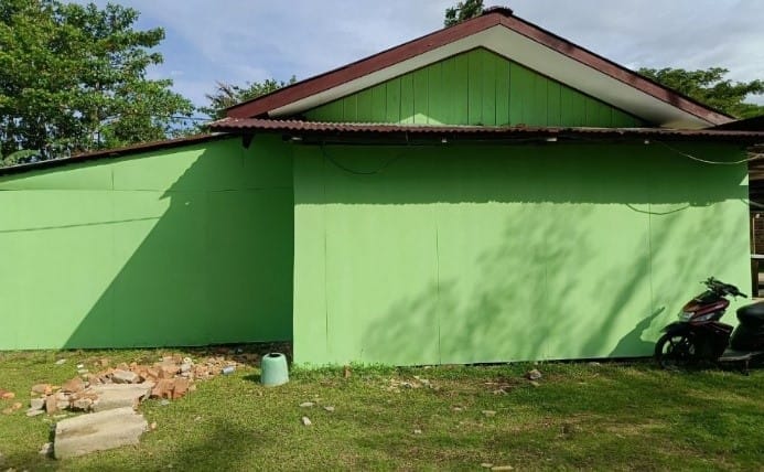 Menjelang Penutupan, TMMD Kodim 1802/Sorong Kebut Rampungan Rumah Warga