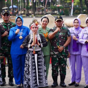 Gubernur Akmil Hadiri Upacara Pembukaan Latsitardanus XLV/2025 di Kota Serang Gubernur Akmil Hadiri Upacara Pembukaan Latsitardanus XLV/2025 di Kota Serang