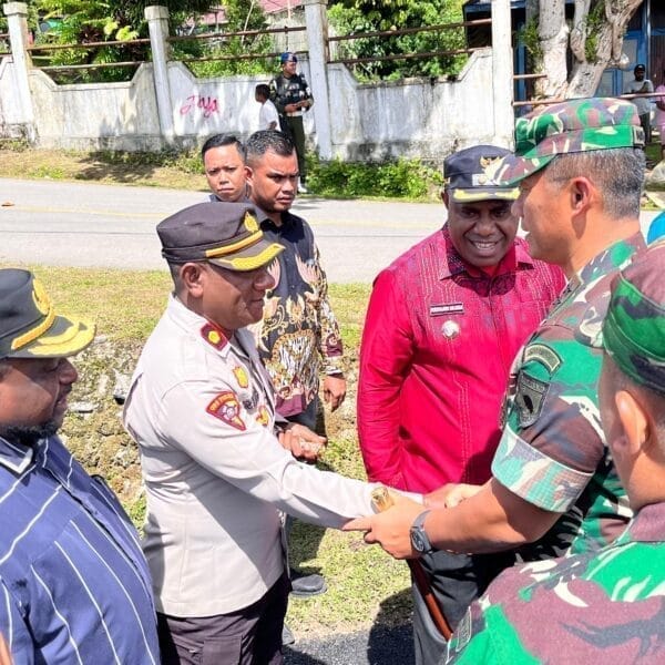 Kapolres Maybrat Hadiri Kunjungan Kerja Pangdam XVIII/Kasuari di Kabupaten Maybrat