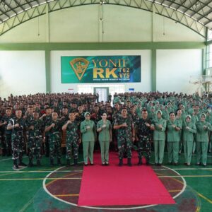 Pangdam XVIII/Kasuari Kunjungi Yonif 762/Vys, Tegaskan Komitmen Pembinaan Prajurit dan Keluarga Besar TNI Pangdam XVIII/Kasuari Kunjungi Yonif 762/Vys, Tegaskan Komitmen Pembinaan Prajurit dan Keluarga Besar TNI