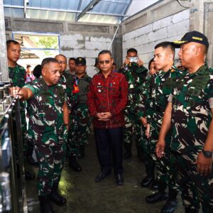 Gubernur Akmil Kunjungi Taruna dan Tinjau Proyek Desalinasi di Latsitarda Nusantara XLV/2025 Gubernur Akmil Kunjungi Taruna dan Tinjau Proyek Desalinasi di Latsitarda Nusantara XLV/2025