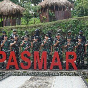 Lantamal XIV Sambut Kunker Strategis Pangkogabwilhan III di Provinsi PBD Lantamal XIV Sambut Kunker Strategis Pangkogabwilhan III di Provinsi PBD