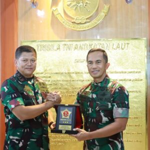 Pangkogabwilhan III Kunjungi Koarmada III, Perkuat Sinergi demi Kedaulatan Indonesia Timur Pangkogabwilhan III Kunjungi Koarmada III, Perkuat Sinergi demi Kedaulatan Indonesia Timur