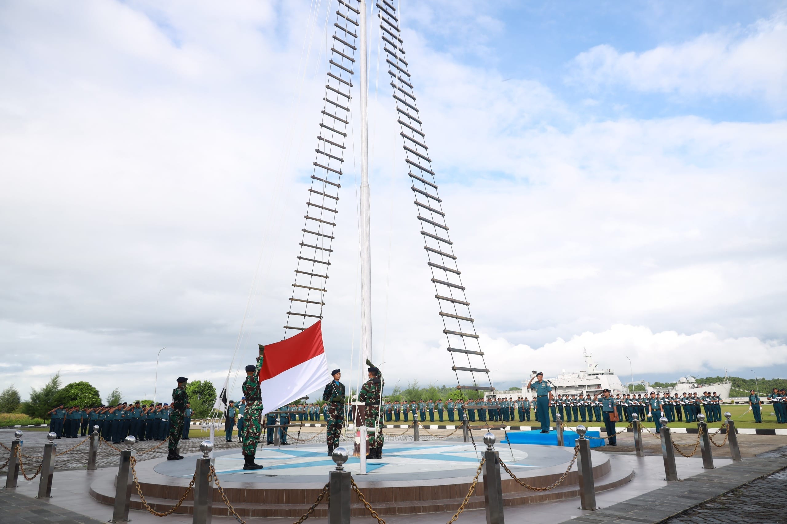 Jadi Irup 17-an, Ir Koarmada III Bacakan Amanat Pangkoarmada RI: Teruskan Perjuangan Para Pahlawan demi Keutuhan Bangsa