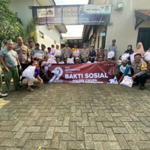 Polsek Cikupa Gelar Bhakti Sosial di Desa Talaga, Bagikan 70 Paket Sembako untuk Warga Kurang Mampu Polsek Cikupa Gelar Bhakti Sosial di Desa Talaga, Bagikan 70 Paket Sembako untuk Warga Kurang Mampu