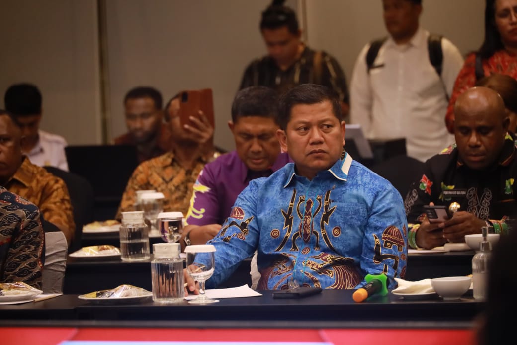 Pangkoarmada III Hadiri Rapat Kerja Komisi XIII DPR RI di PBD Bahas HAM, Imigrasi dan Pemasyarakatan