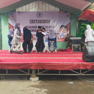 Silaturahmi Lewat Tasyakuran, Brigadir Ibnu Pererat Kedekatan Polri dan Warga Silaturahmi Lewat Tasyakuran, Brigadir Ibnu Pererat Kedekatan Polri dan Warga
