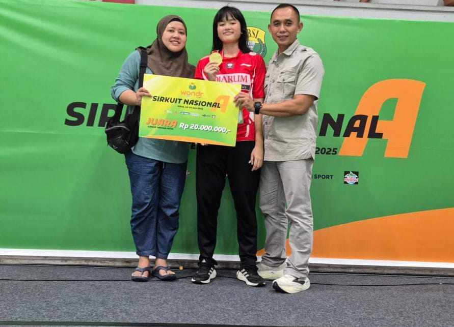 Keren!! Putri Sulung Dandim Wonogiri Juarai Turnamen Bulutangkis Sirkuit Nasional (Sirnas) A 2025