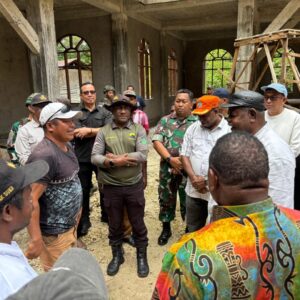 Negara Hadir di Maybrat: Sinergi TNI–Polri Kawal Pemulihan Konflik Sosial Negara Hadir di Maybrat: Sinergi TNI–Polri Kawal Pemulihan Konflik Sosial