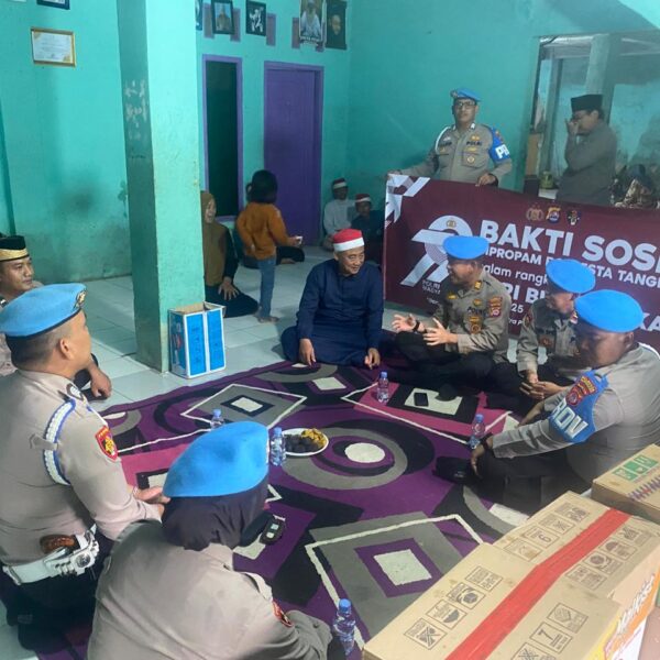 Sipropam Polresta Tangerang Gelar Bakti Sosial di LKSA Sirojul Athfal dalam Rangka HUT Bhayangkara ke-79