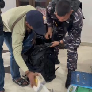 TNI Gagalkan Lagi Penyelundupan 48,54 Kg Sabu di Perairan Dumai, Selamatkan Ratusan Ribu Jiwa dari Bahaya Narkoba TNI Gagalkan Lagi Penyelundupan 48,54 Kg Sabu di Perairan Dumai, Selamatkan Ratusan Ribu Jiwa dari Bahaya Narkoba