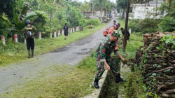 Babinsa Tambakan Bersama Warga Dusun Tekik Gelar Minggu Bersih, Wujudkan Lingkungan Sehat Dan Nyaman