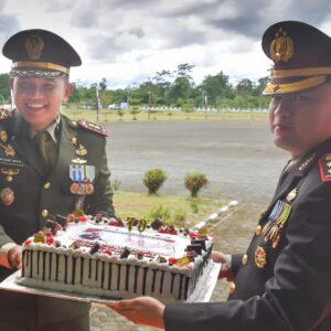 Dandim 1710/Mimika Hadiri Upacara HUT Bhayangkara Ke-79 Tahun 2025