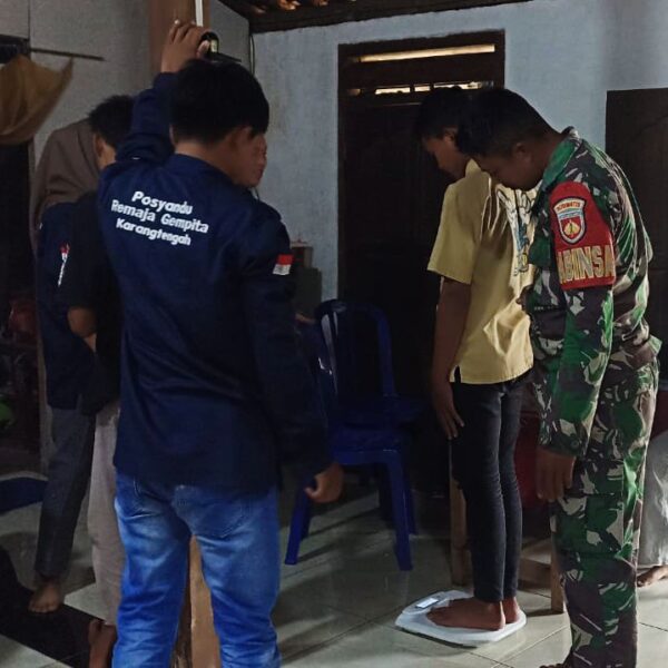 Begini Cara Babinsa Koramil Karangtegah Peduli Generasi Muda