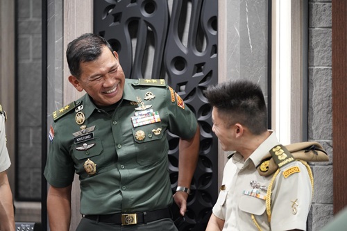 Perkuat Kemitraan Strategis, Panglima TNI Terima Kunjungan Kasad Singapura