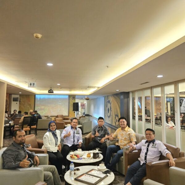 Manager PLN UP3 Kendari Gelar Pertemuan Strategis dengan DPD APERSI Sultra di Hotel Claro