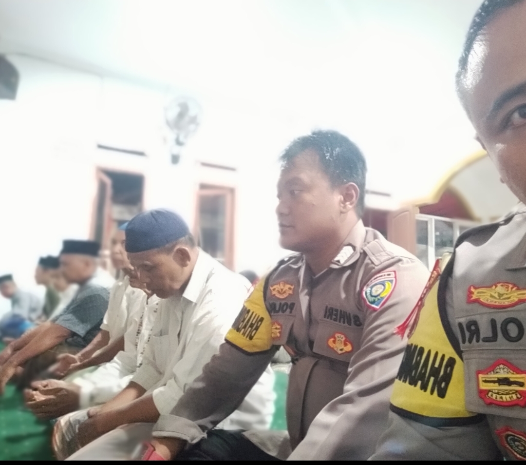 Bhabinkamtibmas Polsek Cikupa Subuhan Keliling Bersama Warga Sukamulya, Ajak Aktif Jaga Kamtibmas
