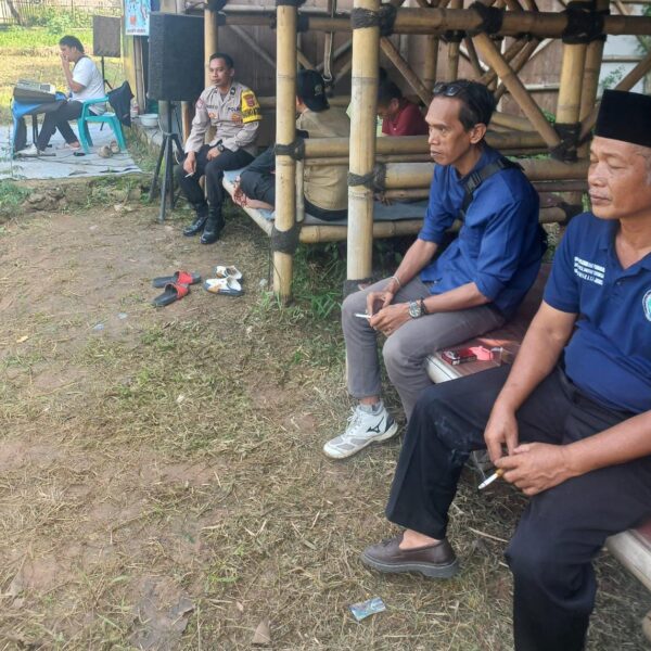 Bhabinkamtibmas Desa Pasir Gadung Dorong Warga Pengangguran untuk Bangkit Lewat Program Polisi Peduli Pengangguran