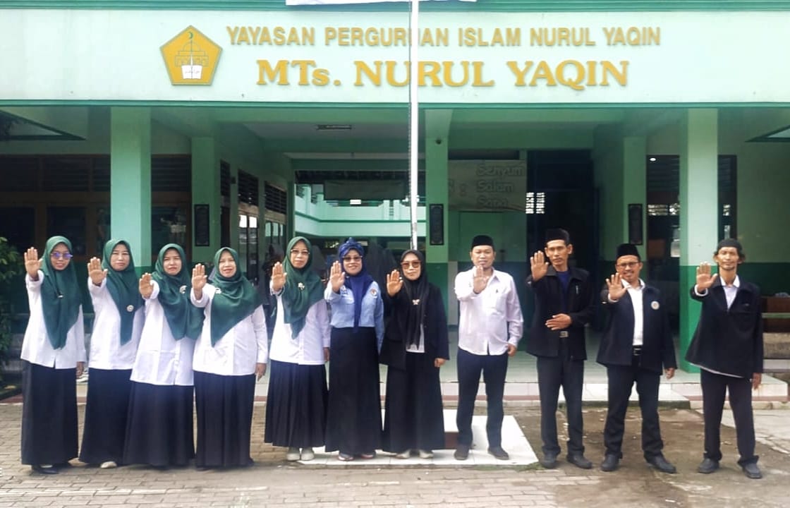 Satgas Anti Narkotika Cakrawala Sosialisasi di MTs. Nurul Yaqin Satgas Anti Narkotika Cakrawala Sosialisasi di MTs. Nurul Yaqin