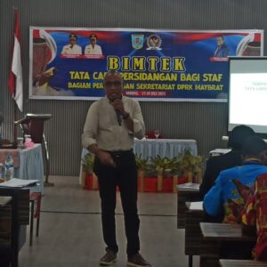 Bimtek Persidangan DPRK Maybrat: Penguatan SDM di Tengah Tantangan Daerah Berkembang Bimtek Persidangan DPRK Maybrat: Penguatan SDM di Tengah Tantangan Daerah Berkembang