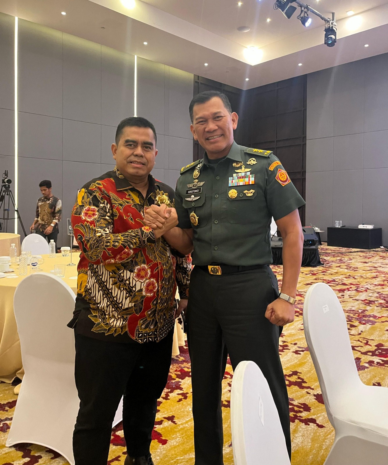 Pengusaha Farid Aljawi Dinobatkan dalam PIMRED Award 2025 atas Kiprah di Daerah