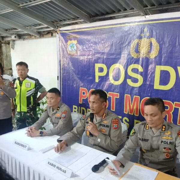 Aksi Cepat Polda Sulut Evakuasi Korban KM Barcelona 5: Sinergi TNI-Polri Selamatkan 284 Nyawa di Laut Talise