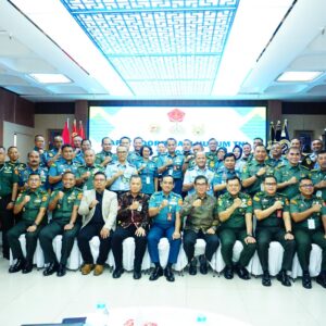 Babinkum TNI Tegaskan Komitmen Jaga Konstitusi dan Profesionalisme Hukum Militer Babinkum TNI Tegaskan Komitmen Jaga Konstitusi dan Profesionalisme Hukum Militer