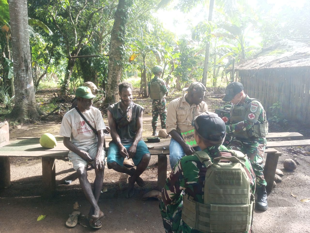 Bersama Rakyat, TNI Jaga Kesehatan Negeri