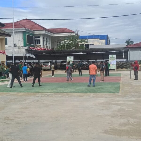 Sinergi Lembaga Hukum dan Pers di Sorong: Semarak HUT ke-80 MA RI dengan Olahraga Bersama