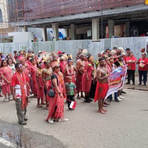 Gubernur Papua Barat Daya Lepas 118 Peserta Karnaval Budaya HUT RI ke-80: Semangat Pahlawan Terus Dihidupkan