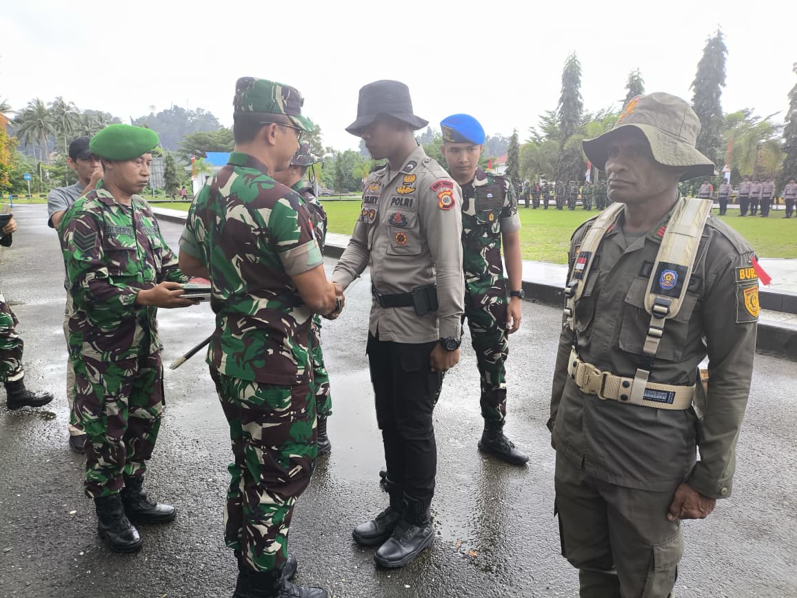Penutupan TMMD ke-125 di Buru Selatan, Pulau Buru