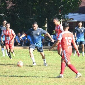 Laga Persahabatan, Lanud Sultan Hasanuddin dan Kosek II Gelar Pertandingan Sepak Bola Laga Persahabatan, Lanud Sultan Hasanuddin dan Kosek II Gelar Pertandingan Sepak Bola