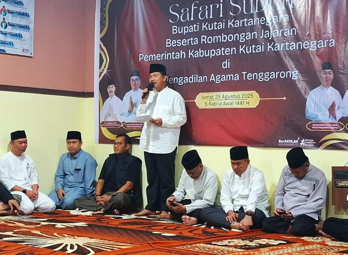 Bersama Jajaran Forkopimda, Dandim Kukar Hadiri Safari Subuh di Kantor Pengadilan Agama Tenggarong
