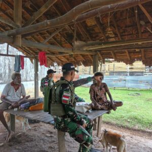 Dialog Hangat Prajurit Pos Tomerau Bersama Warga, Wujudkan Sinergi untuk Keamanan dan Kemajuan Kampung Tomerau