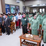 Gelar Penyuluhan Dan pemeriksaan Kesehatan, Kodim 0808 Sosialisasi Bahaya Miras, Narkoba, HIV/AIDS, Pornografi Dan LGBT Kepada Keluarga TNI