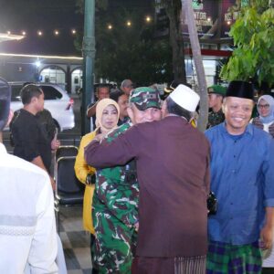 Kesiapsiagaan Kamtibmas, Gelar Pam Swakarsa Bersama Kodim 0808 Dan Forkopimda Blitar